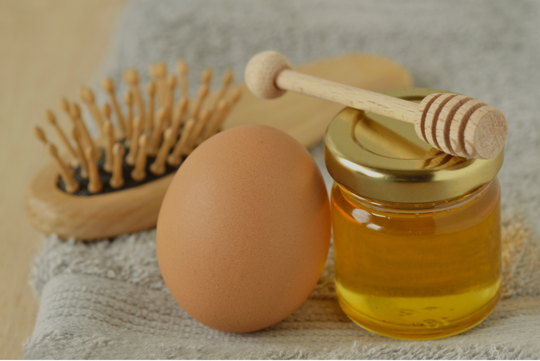 Ei, Ei, Ei – Wie moderne Haarpflege die Proteintricks von früher ersetzt